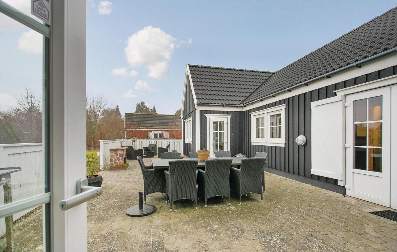 Three-Bedroom Holiday Home In Vejby Exterior photo